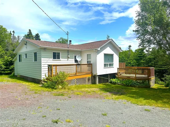 6 Island Pond Road, Spread Eagle, NL A0B2W0