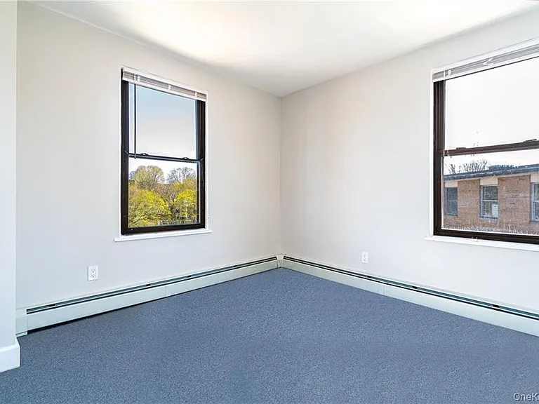 120 Grand St #3 — Photo 13