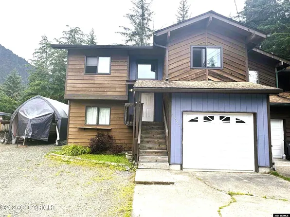 5952 Sunset St, Juneau, AK 99801