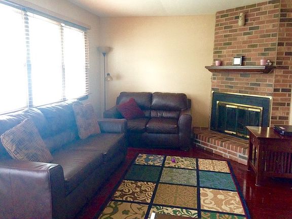 2nd image of 221 Laurel Dr #A