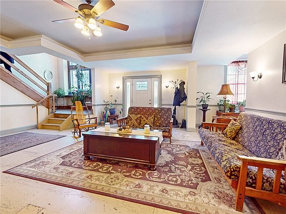 4th image of 119 3rd St