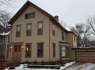 130 College Ave NE APT 1, Grand Rapids, MI 49503