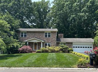 413 Harrow Rd, Knoxville, TN 37934