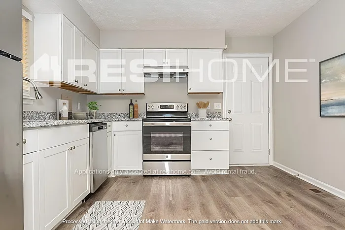 3 bed, 2.5 bath, 1828 sqft, $1,645 — Photo 3