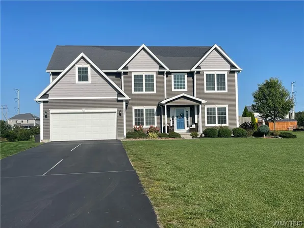5025 Havenwood Dr, Akron, NY 14001