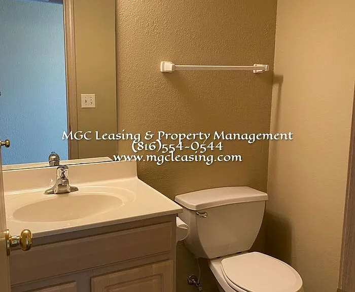 1020 Garden Dr — Photo 6