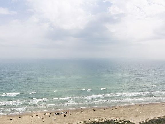 4th image of 310A Padre Blvd #2603
