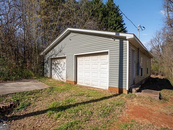 5th image of 7540 County Line Rd