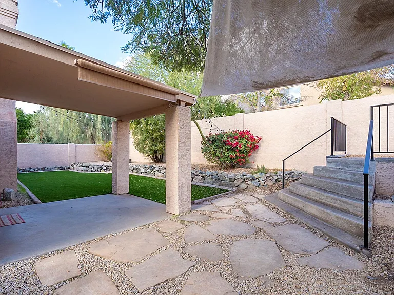 3980 E Graythorn St — Photo 35
