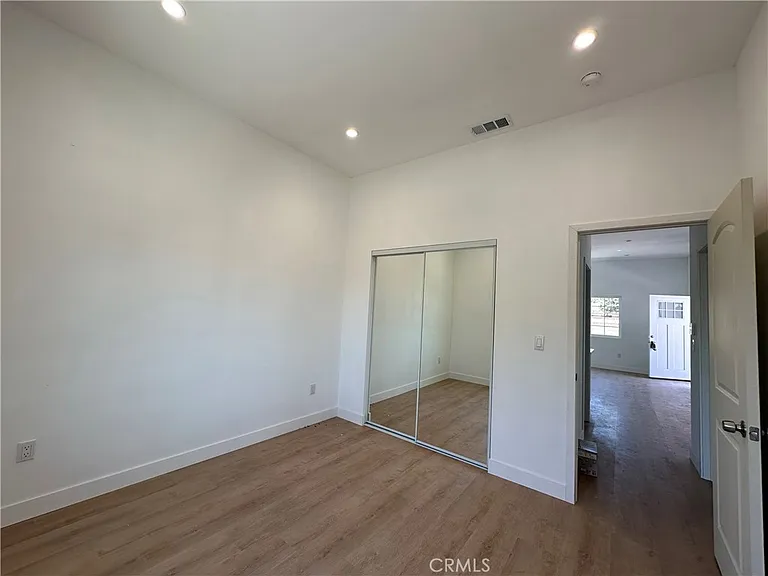 315 N Maxine St — Photo 7