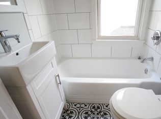 2085 Halstead Ave APT 3, Lakewood, OH 44107