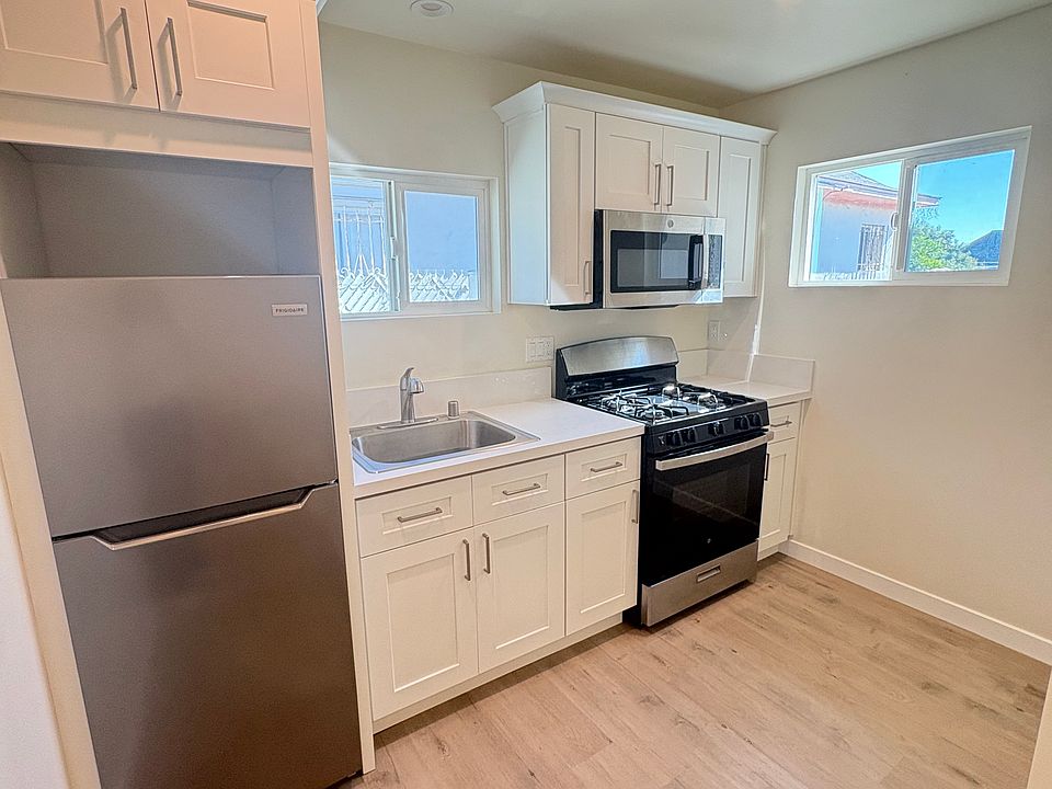 1st image of 2460 L St #1
