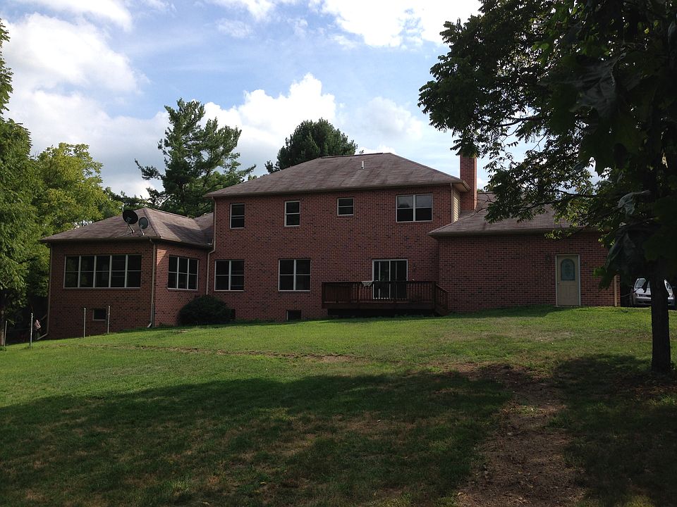 2nd image of 10945 Garrison Hollow Rd