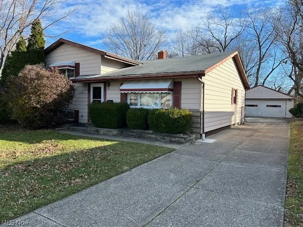 29516 Fairway Blvd, Willowick, OH 44095