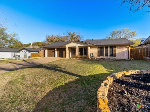 2204 Moon Valley Rd, Harker Heights, TX 76548