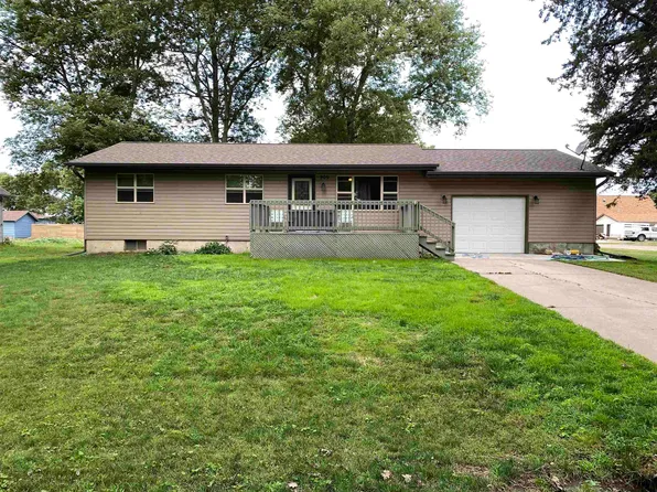909 N Platte Ave, Juniata, NE 68955