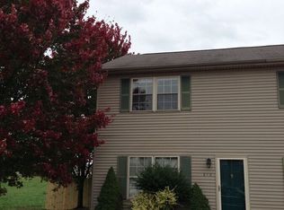 212 Coburn Dr, Nicholasville, KY 40356