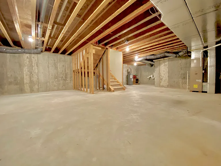 1291 Mohr Cir — Photo 31