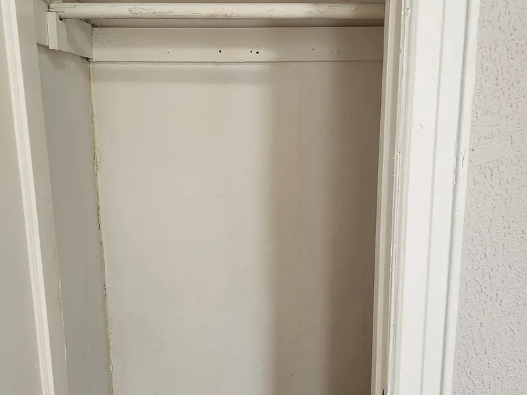 123 Roosevelt Ave #32E — Photo 6