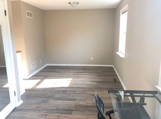 4 Francis Cir, Newark, DE 19711