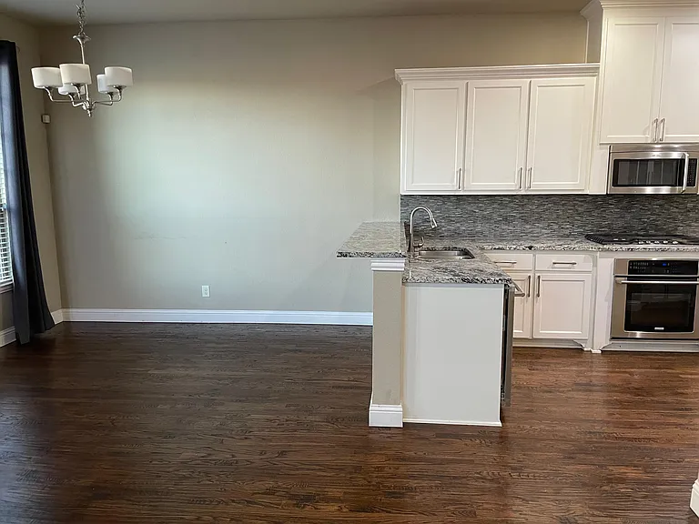 10557 Chaucer Hill Ln — Photo 18