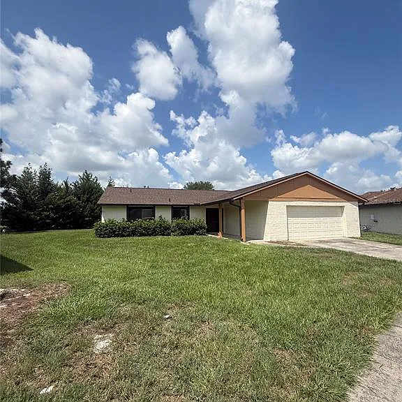10719 Lazy Lake Dr — Photo 2