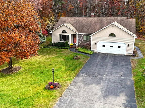 24 Chancery Lane, Sanford, ME 04073