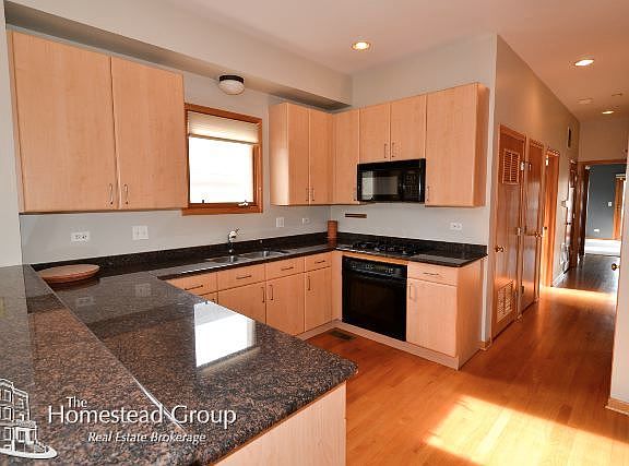 3rd image of 3336 N Clifton Avenue # Fl 3rd