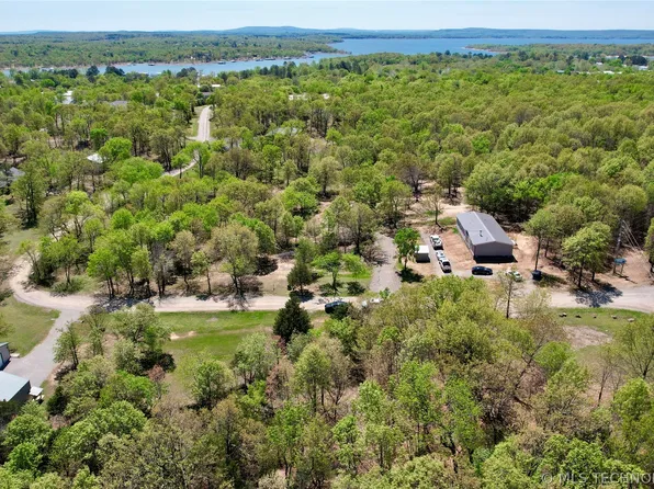 20 Duchess Creek Dr, Porum, OK 74455