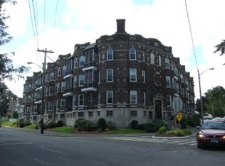 6 Laurel St APT 3L, Holyoke, MA 01040