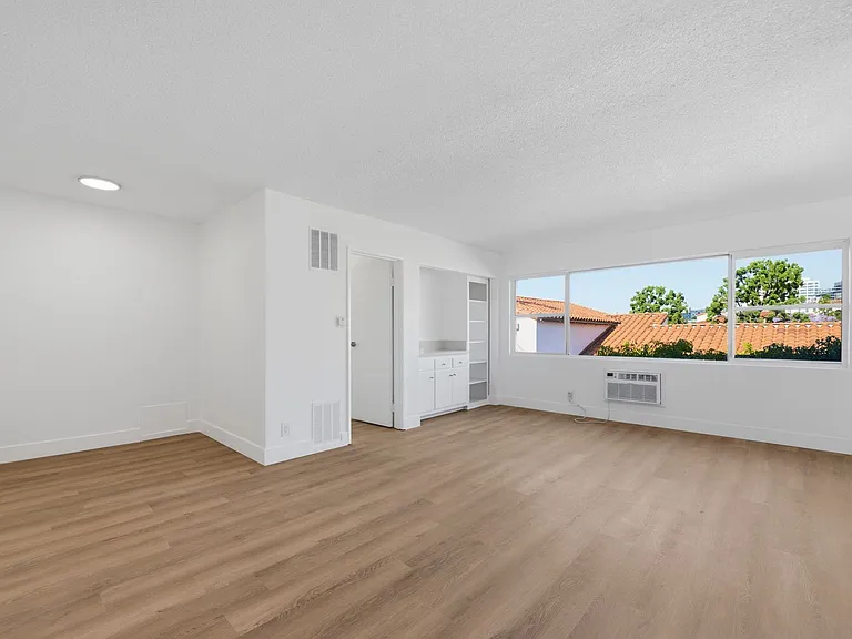 TALA Local at 1301 Havenhurst — Photo 32