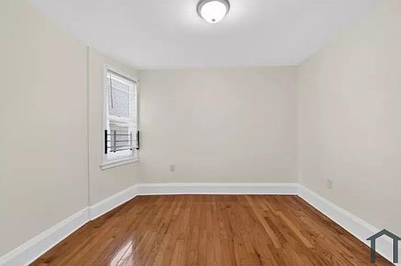 5th image of 58 S 13th St #1