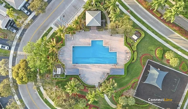 2066 Madeira Dr — Photo 12