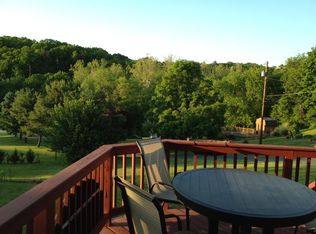 111 Swaoger St, Coraopolis, PA 15108