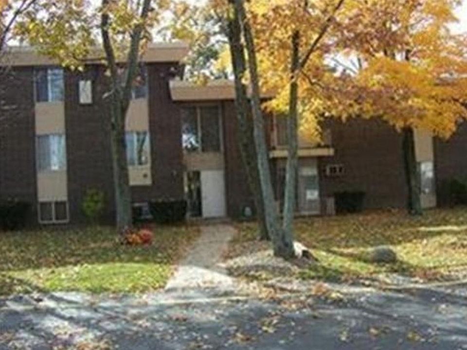 1st image of 15218 Maple Park Dr APT 7