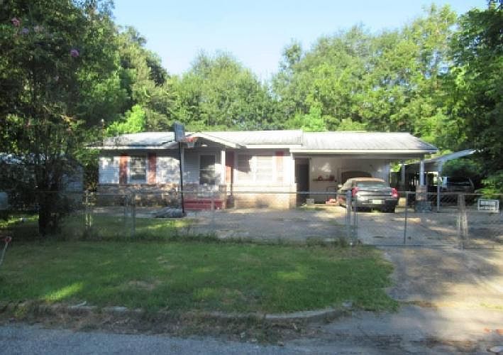 2nd image of 3762 E Alta Vista Dr