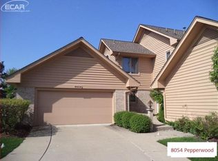 8054 Pepperwood Dr, Grand Blanc, MI 48439