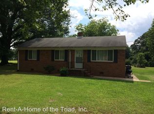 205 Brushwood Rd, Greensboro, NC 27410
