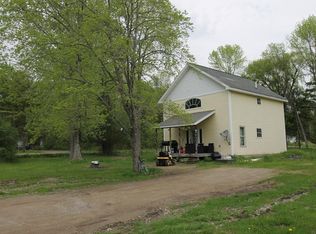 3 Lilac Ave, Willsboro, NY 12996