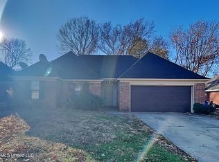 10791 Ridgefield Dr, Olive Branch, MS 38654