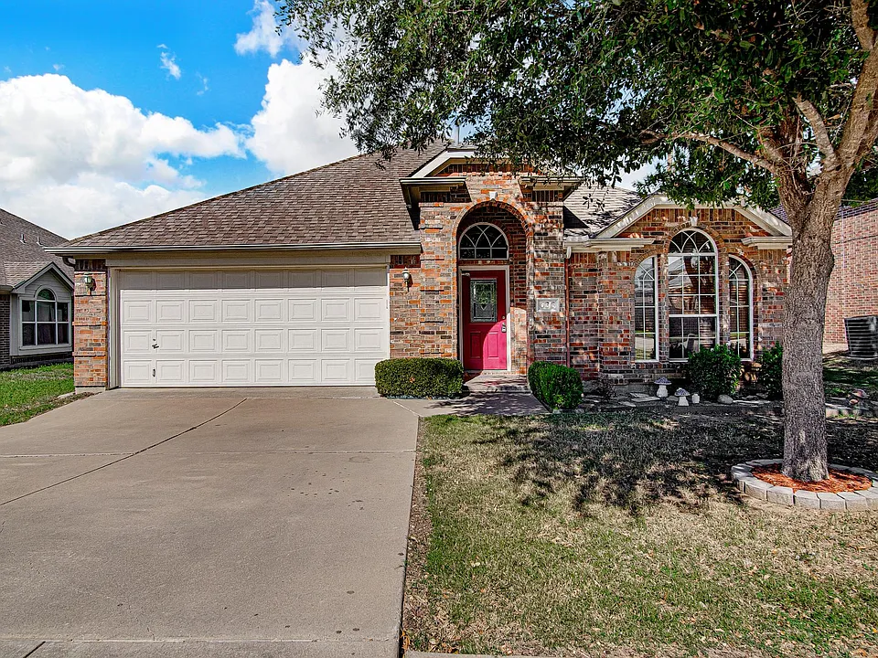 635 Blue Sky Dr