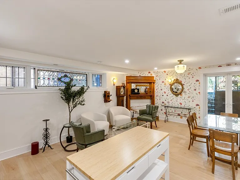 2715 13th St NW #B — Photo 9