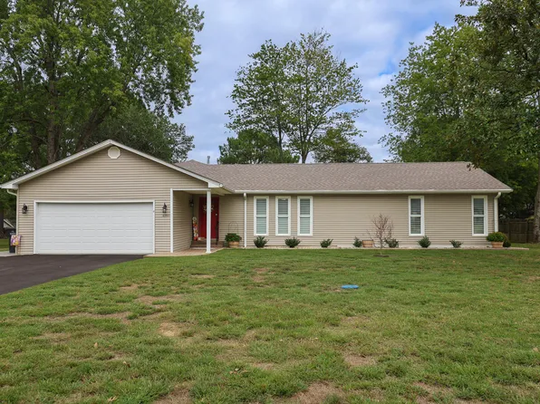 4350 Wellingborough Ln, Paducah, KY 42003