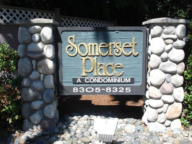 Somerset Place - Gated Entry