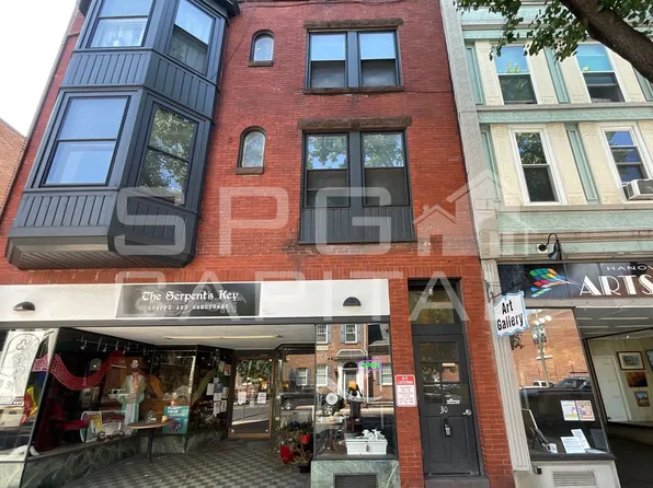 28 Carlisle St #1, Hanover, PA 17331