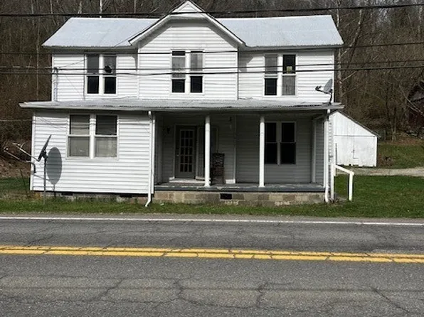 5012 Straight Frk, Griffithsville, WV 25521