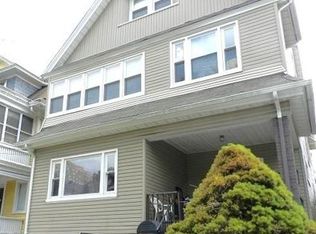 44 Mapes Ave, Newark, NJ 07112