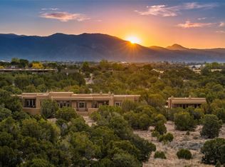13 Cloudview Ct, Santa Fe, NM 87506