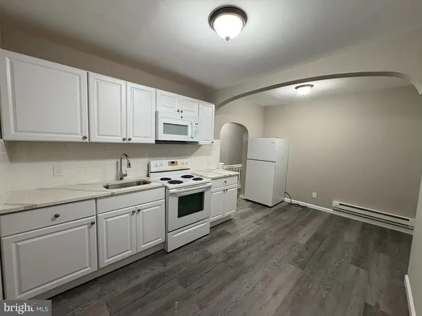 5921 N 12th St, Philadelphia, PA