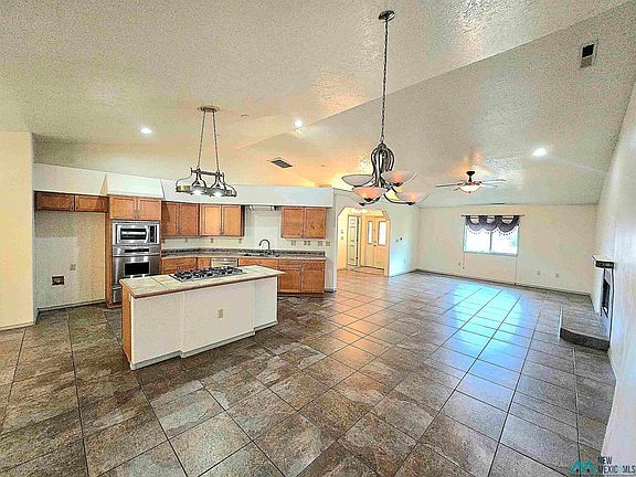 4th image of 3207 Grey Hill Cir